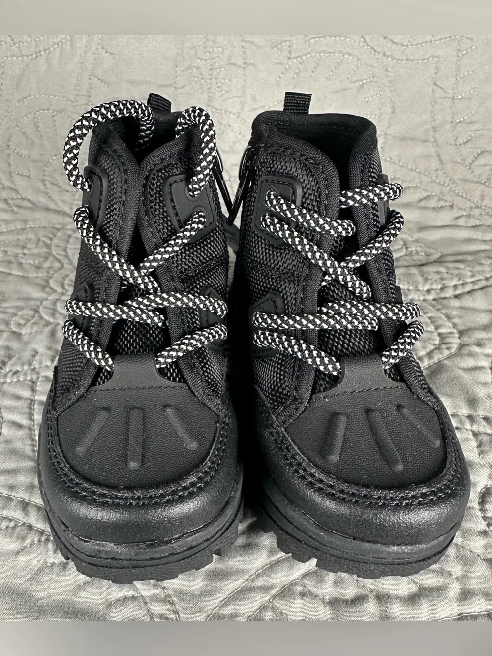 Carter’s Toddler Boys Black Burma Hiking Boots NWT Size Toddler 6